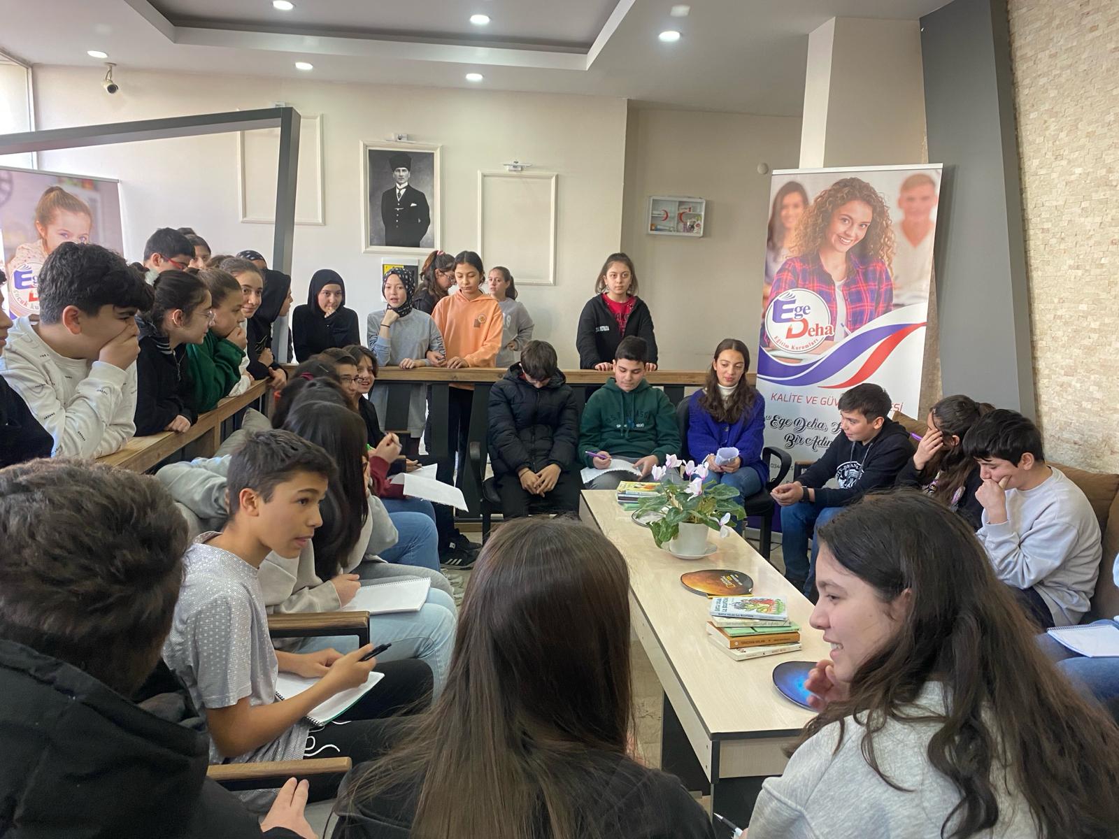 Kurumumuzdan Kareler