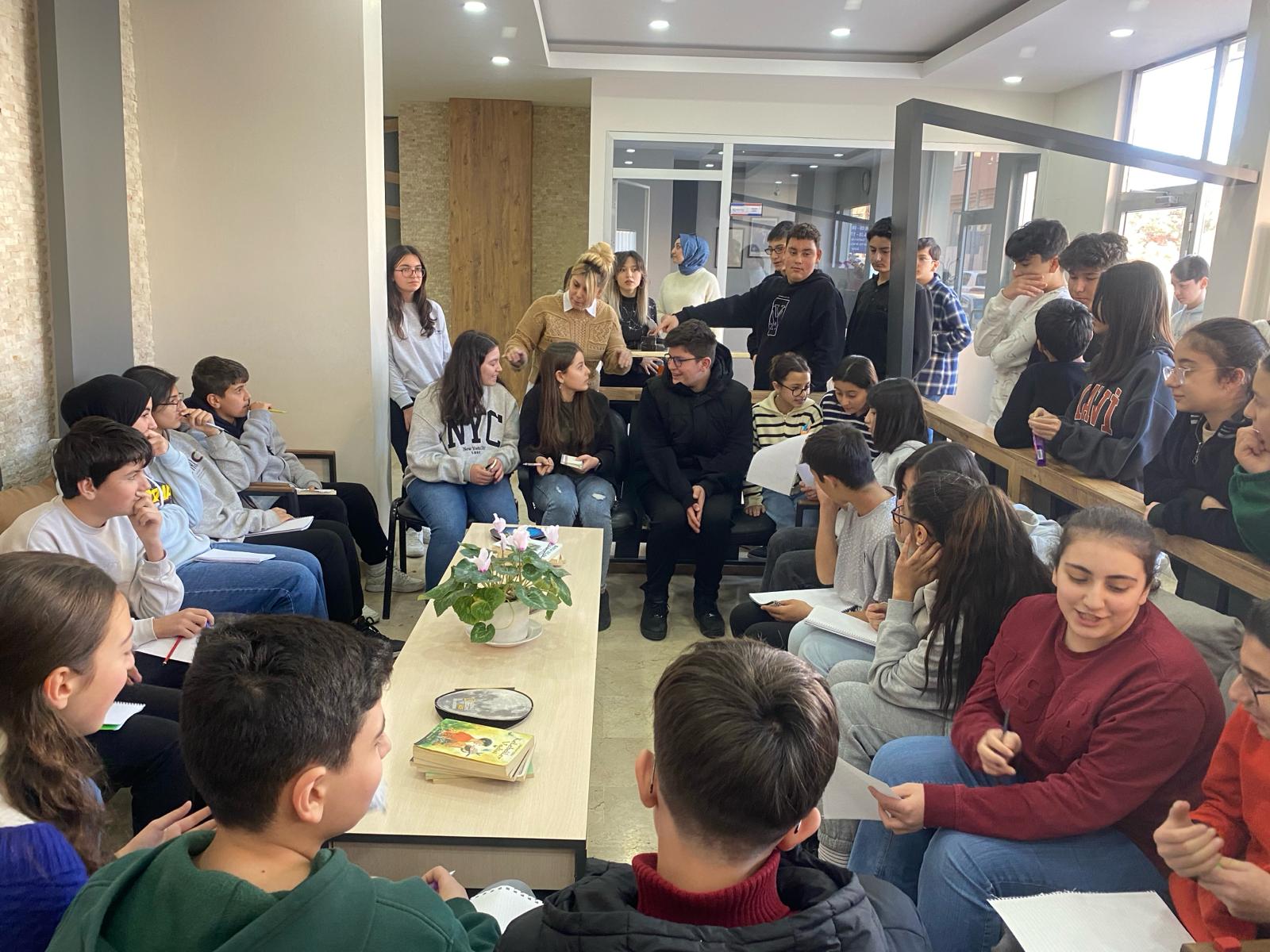 Kurumumuzdan Kareler